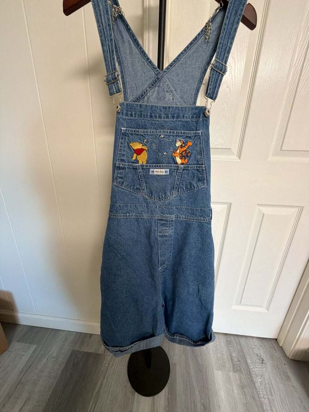 Disney Pooh Woman Vintage Winnie the Pooh & Tigger Denim Short Overalls Size 24W - Picture 2 of 9